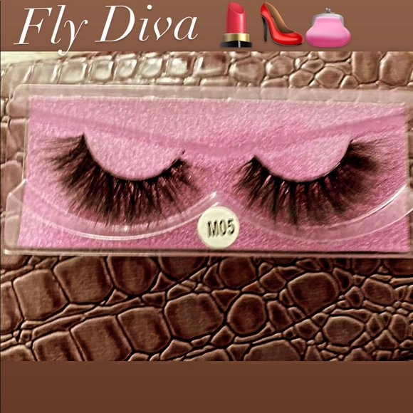 Eye lashes - Picture 5 of 11